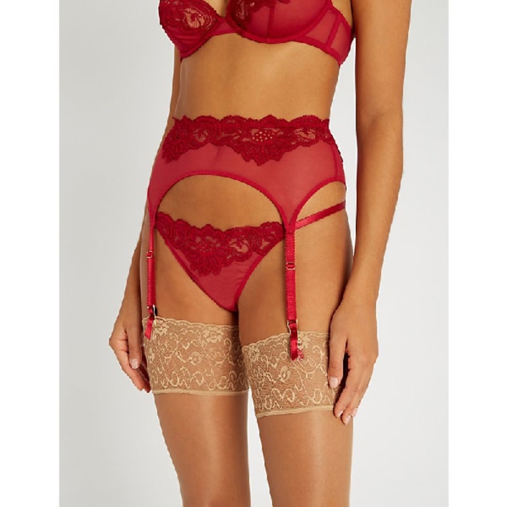 🆕 MYLA Beaty Street Lace And‎ Mesh Suspender In Red